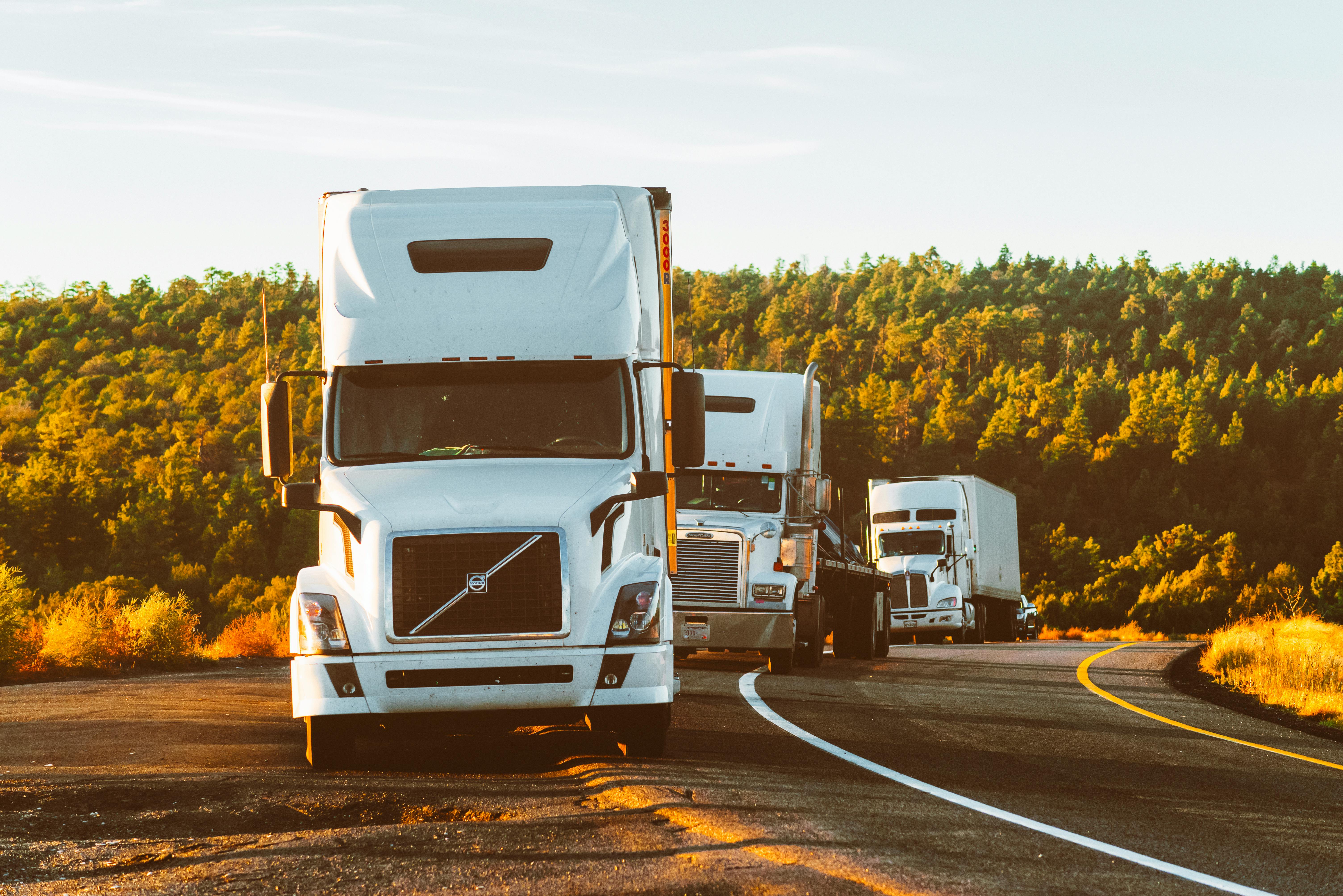 How a Commercial Truck Accident Lawyer Protects Your Rights After High-Impact Highway Collisions